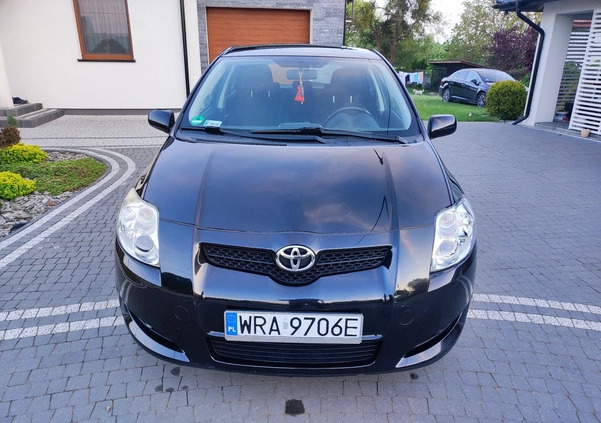 Toyota Auris cena 20000 przebieg: 200000, rok produkcji 2009 z Młynary małe 37
